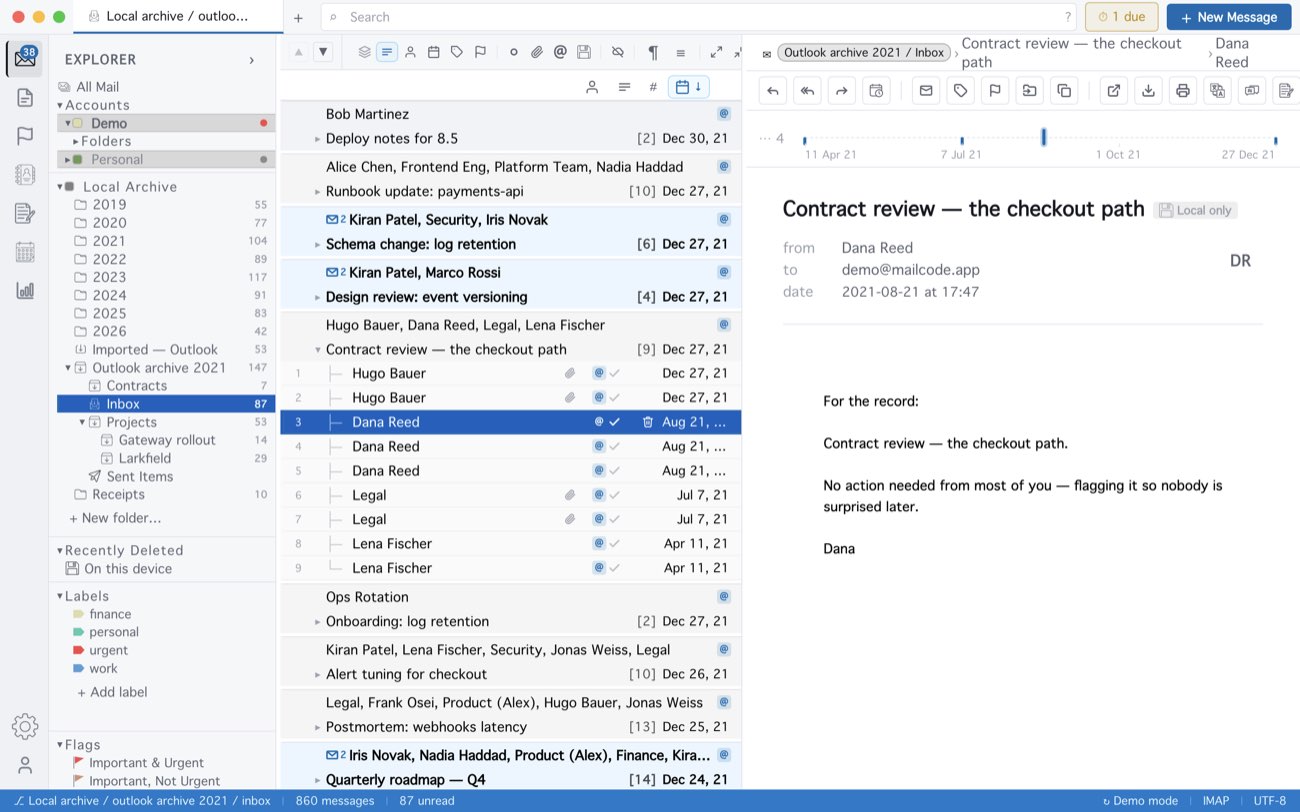MailCode: A PST imported with its folders — Inbox, Sent Items and Projects, each with its own mail.